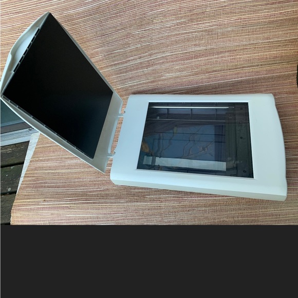 Microtek 3600 Flatbed Scan Maker - Picture 4 of 10